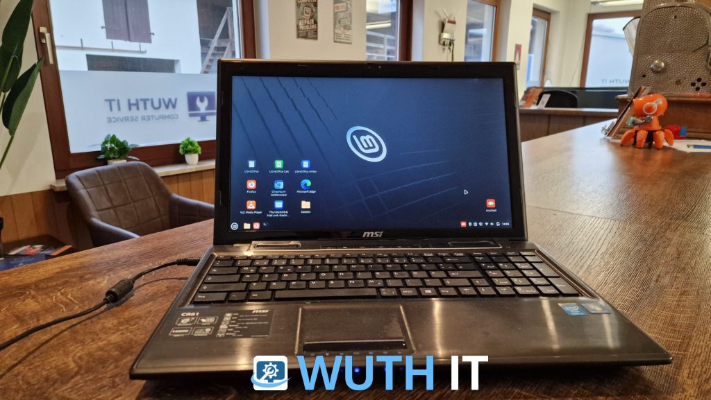 MauSI ist ein elegantes MSI CR61 Notebook